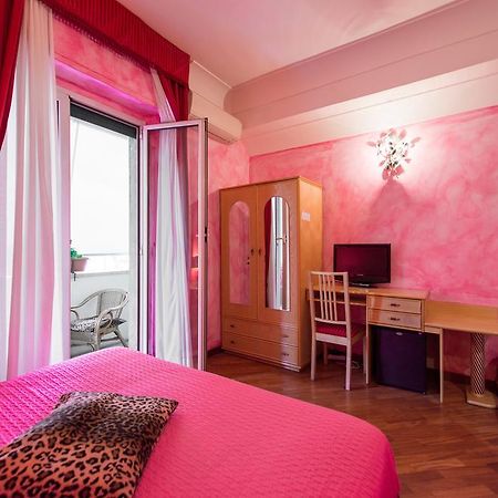 Rifugio Di Roma Bed & Breakfast Bagian luar foto